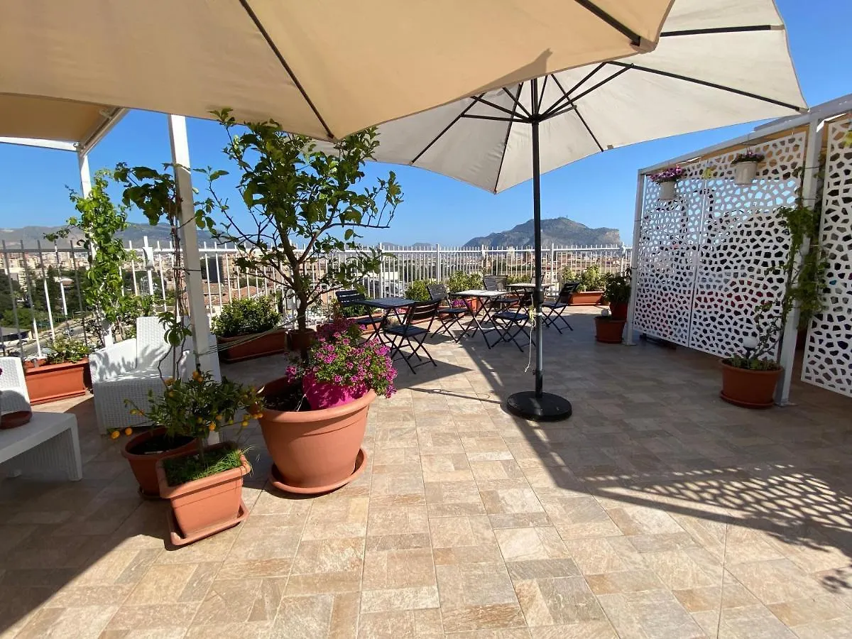 Lealbe Di Sicilia Bed and Breakfast Παλέρμο