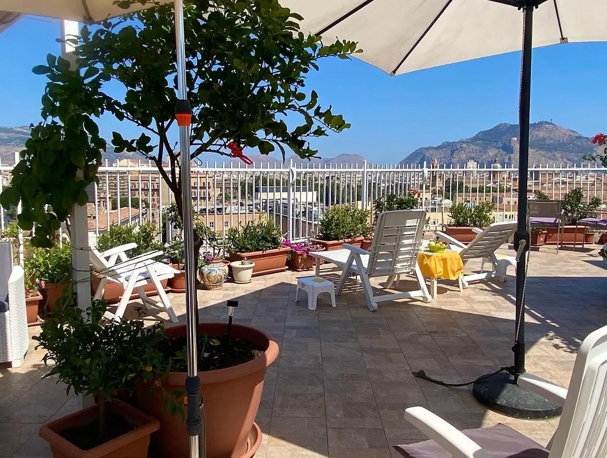 Bed and Breakfast Lealbe Di Sicilia Palermo Bed & Breakfast