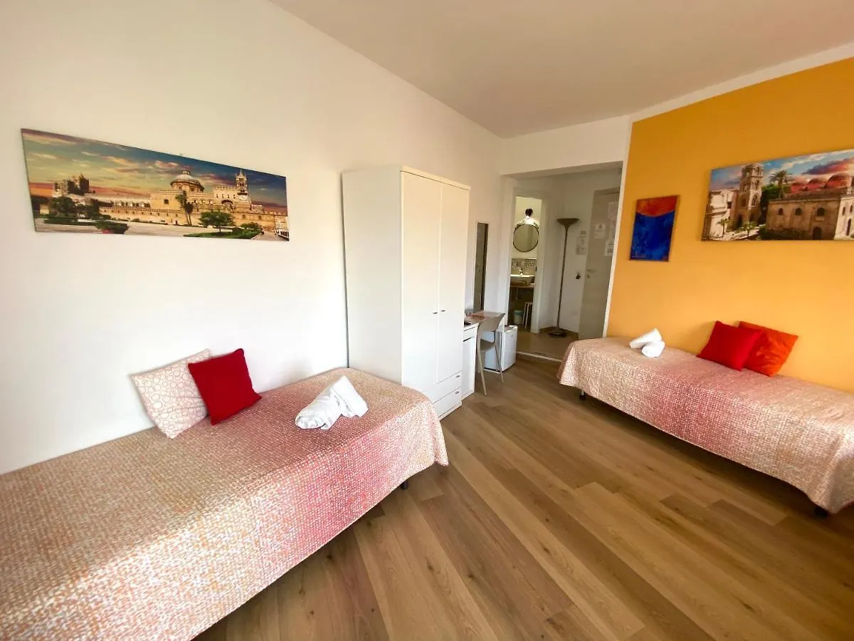 Bed and Breakfast Le Albe di Sicilia Palermo Bed & Breakfast