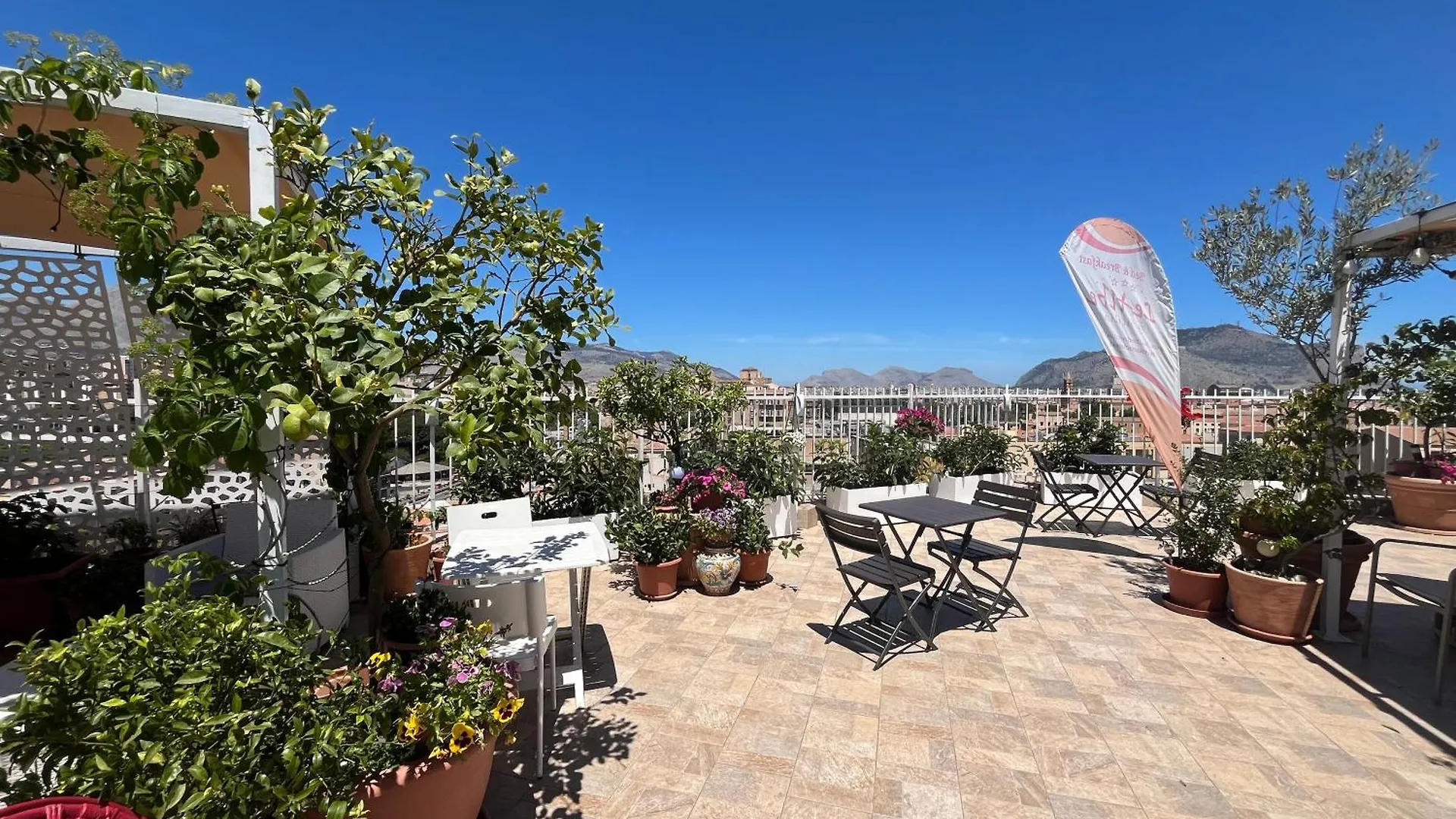 Bed and Breakfast Le Albe di Sicilia Palermo 0*,  Italia