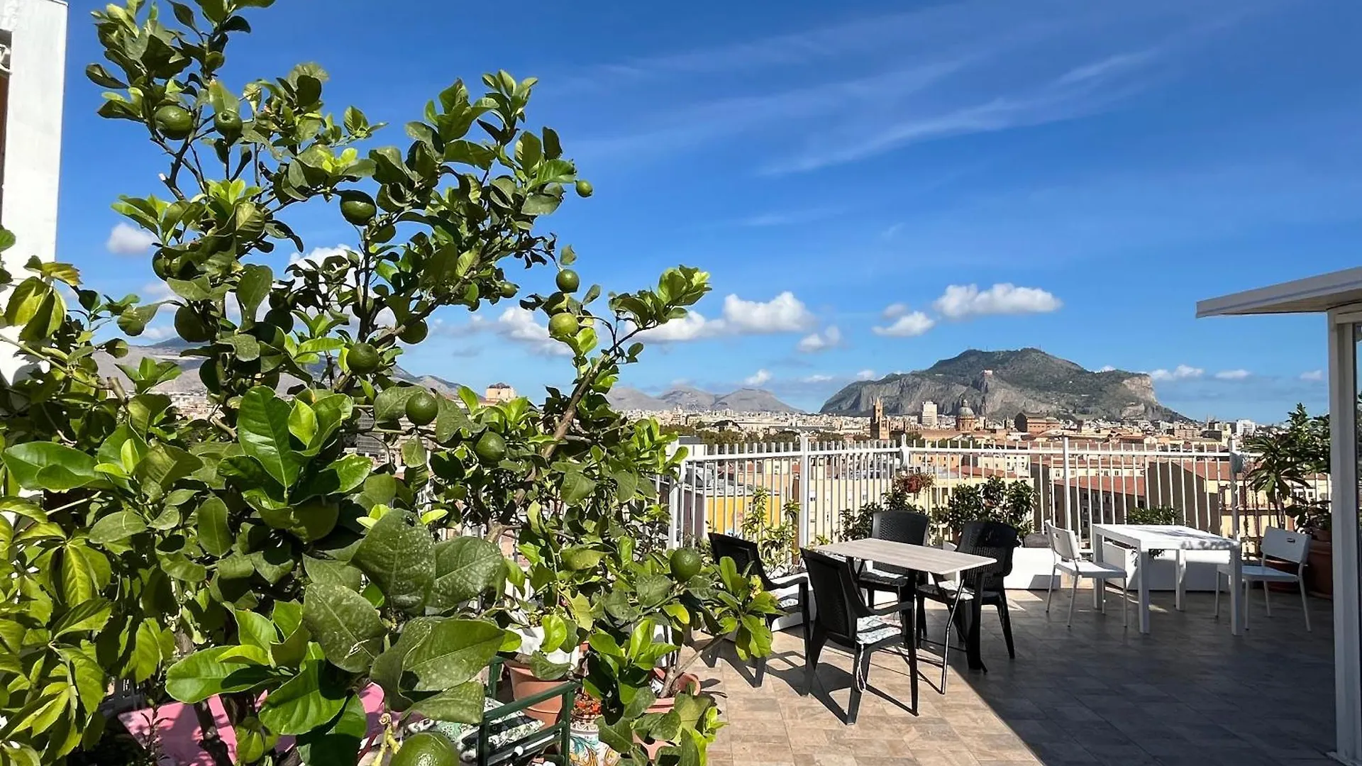 Bed and Breakfast Le Albe di Sicilia Palermo 0*,