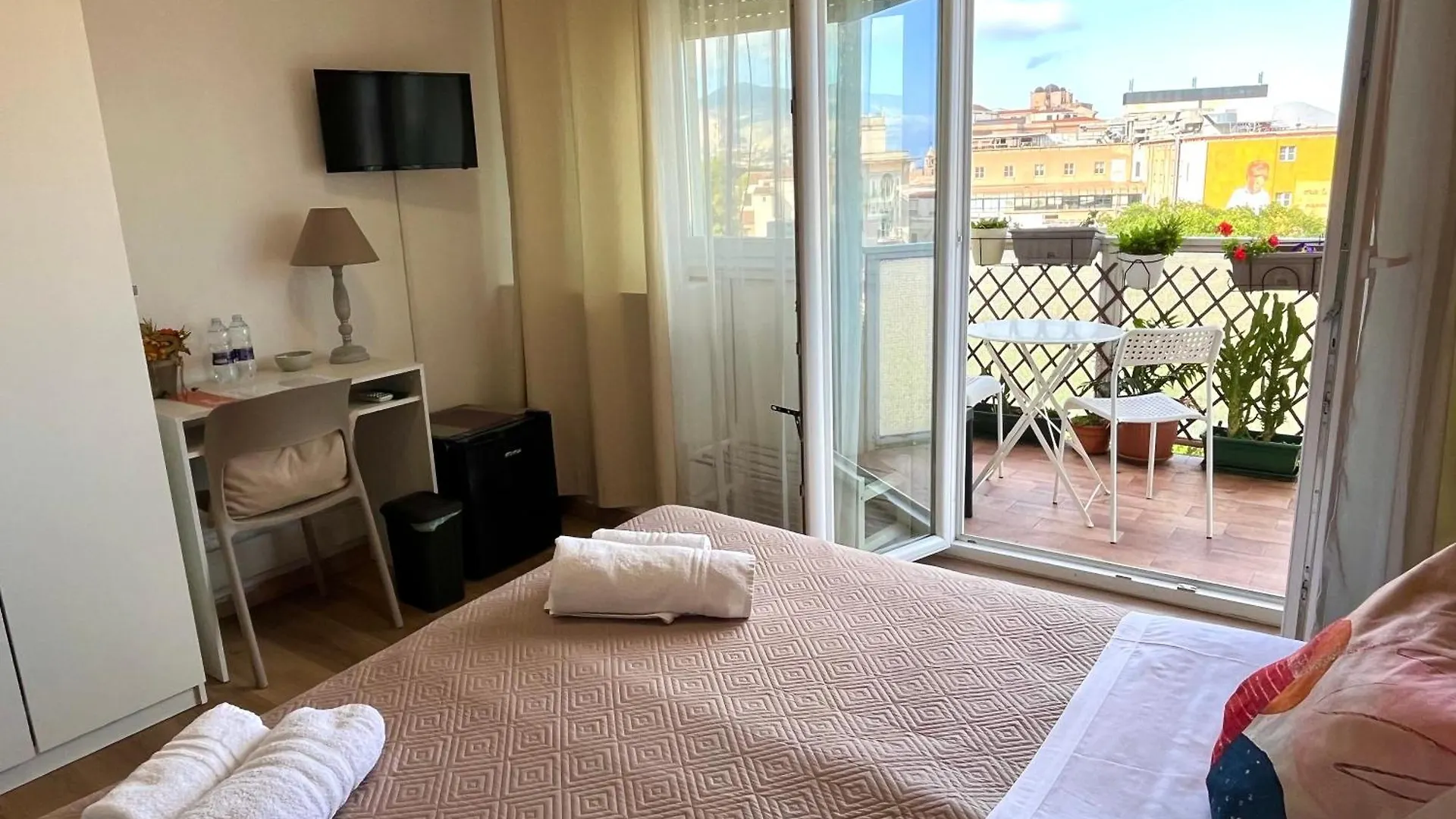 Bed and Breakfast Lealbe Di Sicilia à Palerme Couette-café