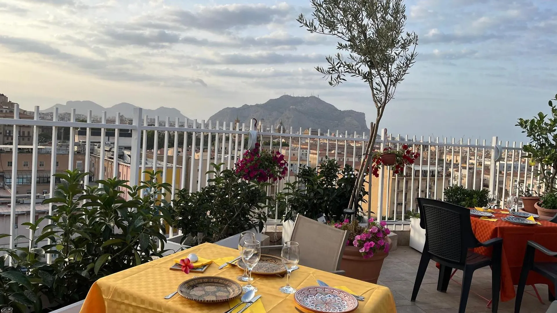 パレルモ Lealbe Di Sicilia Bed & Breakfast